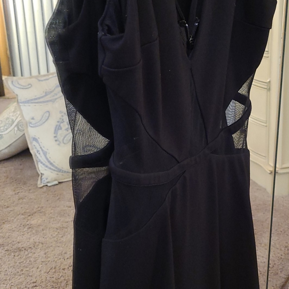 Dress - Picture 4 of 6